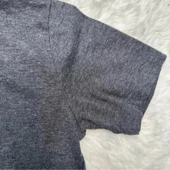 Superman T-Shirt Grey & Red Size 5T - Picture 10 of 16